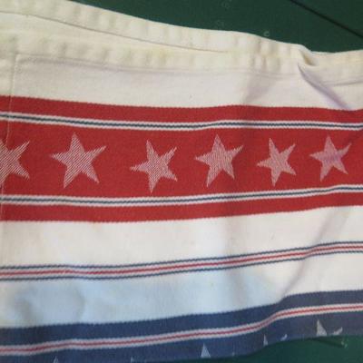 Lot B235:  Linens