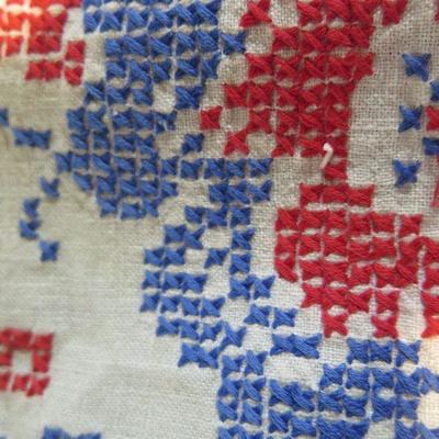 Lot B238:  Vintage Linens