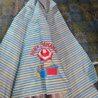 Lot B240:  Tommy Bahama