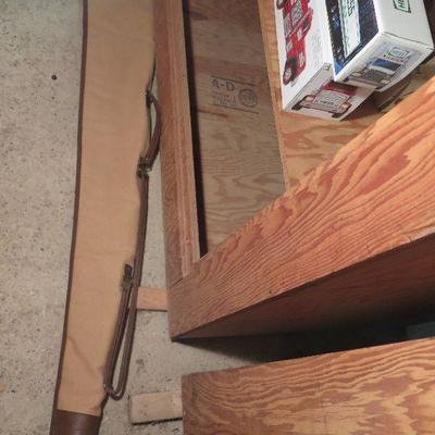 Lot B251:  Gun Cases