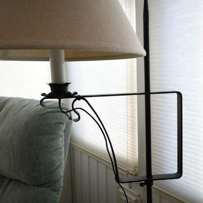 Lot H-1: Metal Standing Lamp