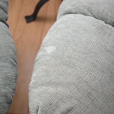Lot H-2: Two Recliners