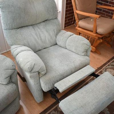 Lot H-2: Two Recliners