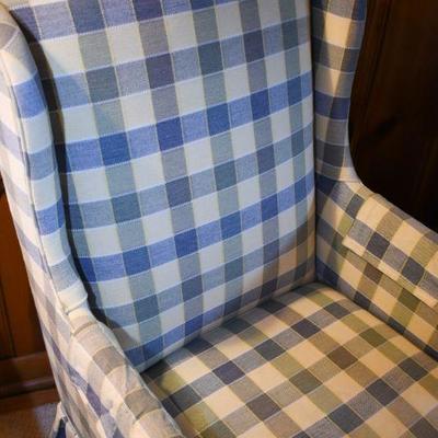 Lot H-7: Side Arm Chair