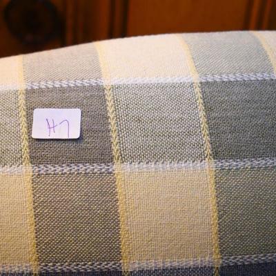 Lot H-7: Side Arm Chair
