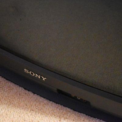 Lot H-10: Sony Television
