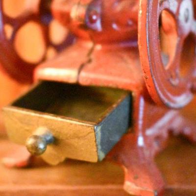 Lot H-13: Vintage Two Miniature Cast Iron Grinders