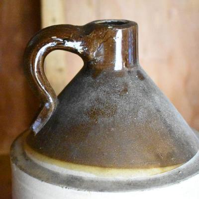 Lot O-7: Vintage Brown Jug