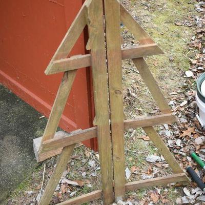 Lot O-13: Three-tier Teak Plant Stand