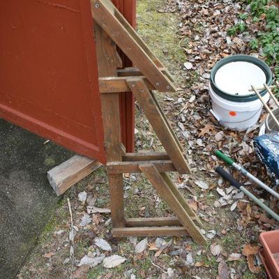 Lot O-13: Three-tier Teak Plant Stand