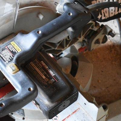 Lot O-15: Porter Cable 12" Compound Laser Miter Saw