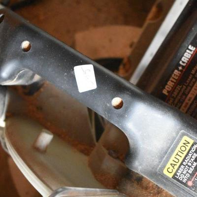 Lot O-15: Porter Cable 12" Compound Laser Miter Saw