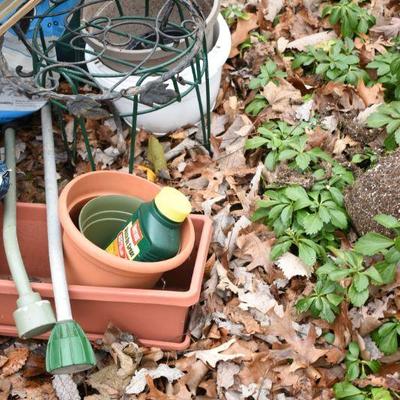 Lot O-27: Collection of Gardening