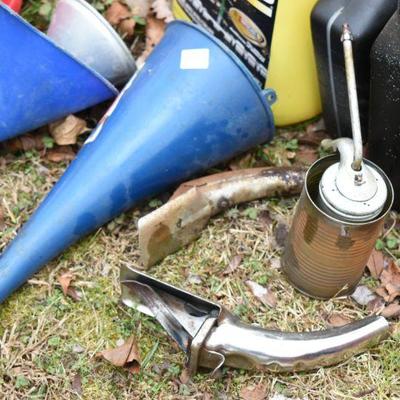 Lot O-29: Collection of Gas and Oil