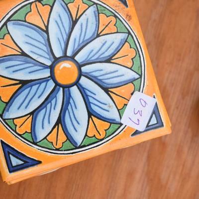 Lot O-37: 9 Ceramic Tiles