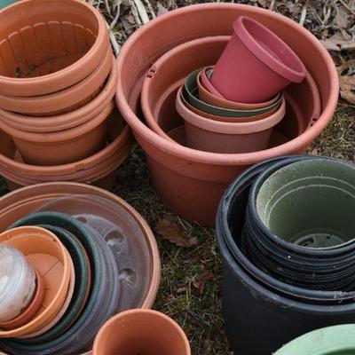 Lot O-47: Large Collection of Planters and Pots