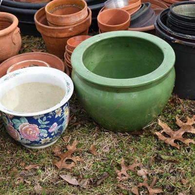 Lot O-47: Large Collection of Planters and Pots