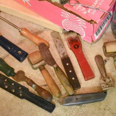 Lot B-261:  Painting Supplies