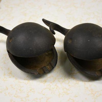 Lot B-271: Pair of Whale Cast Iron Ashtrays