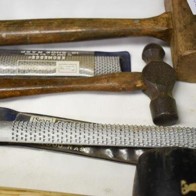 Lot B-276:  Tools