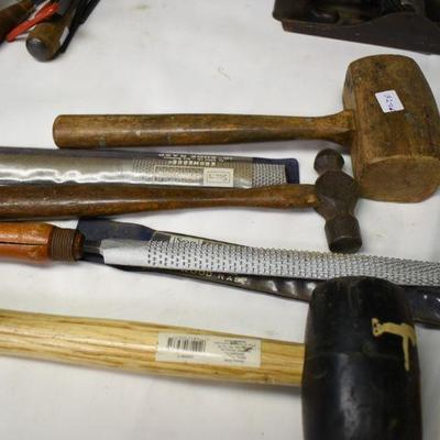 Lot B-276:  Tools