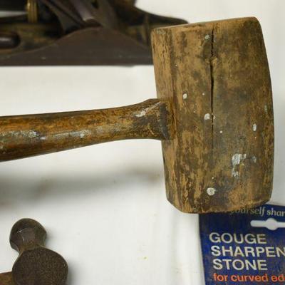 Lot B-276:  Tools