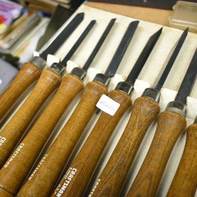 Lot B-280:  Craftsman Chisel Set