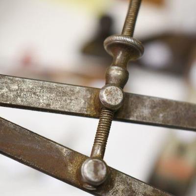 Lot B-300:  Vintage Starrett Divider