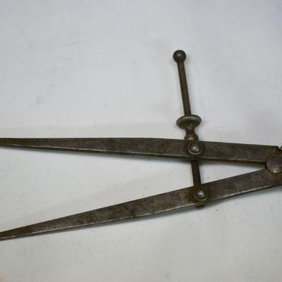 Lot B-300:  Vintage Starrett Divider