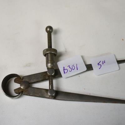 Lot B-301:  Vintage Starrett Divider