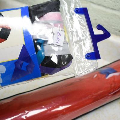 Lot B-313: Kites