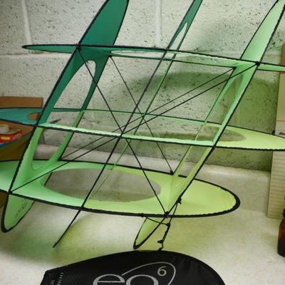 Lot B-318:  Prism Kite