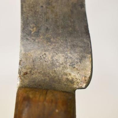 Lot B-166:  Vintage Knife