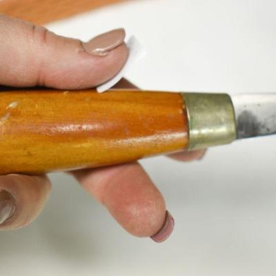 Lot B-167:  Vintage Knife
