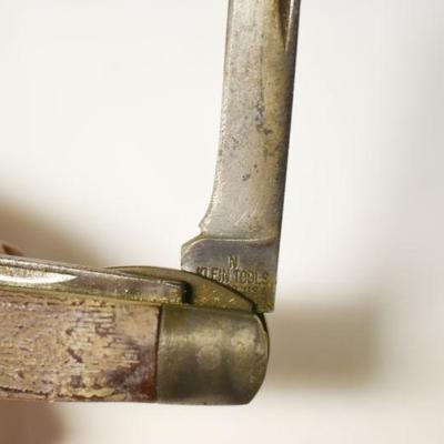 Lot B-168:  Vintage Knives