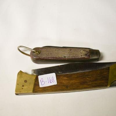 Lot B-168:  Vintage Knives