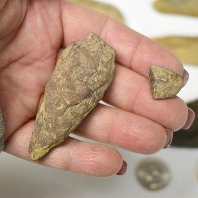Lot B-170:  Antique Arrow Heads