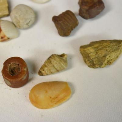 Lot B-170:  Antique Arrow Heads