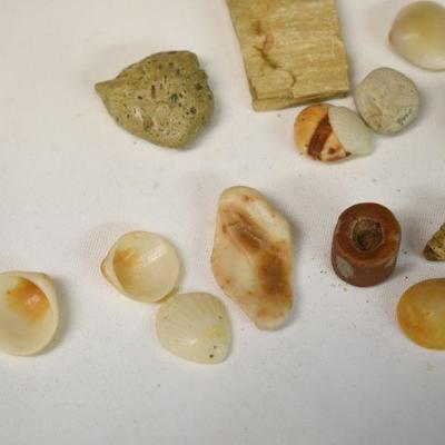 Lot B-170:  Antique Arrow Heads