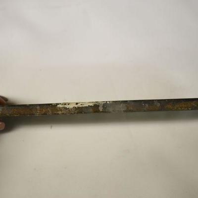 Lot B-171:  Vintage Magazine Weight