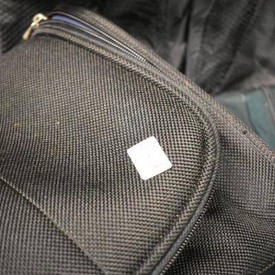 Lot B-174:  Travel Bags