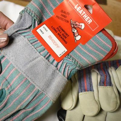 Lot B-177:  Cold Weather Gear