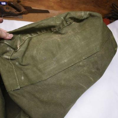 Lot B-192:  Military Duffle Bag