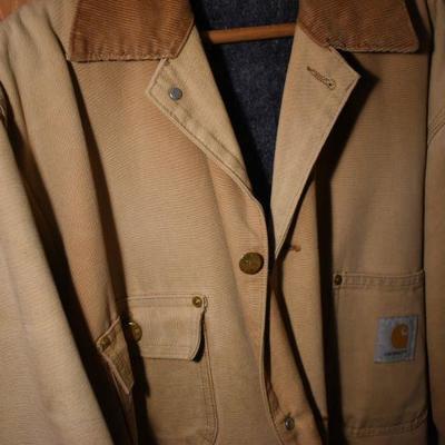 Lot B-242:  Cabela's Coat