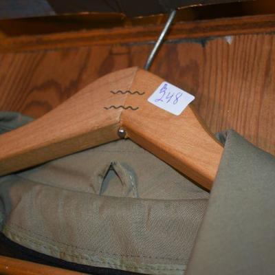 Lot B-248:  Men's Outerware