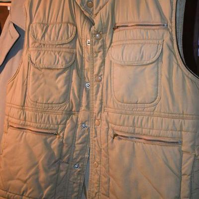 Lot B-248:  Men's Outerware
