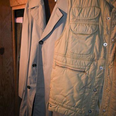 Lot B-248:  Men's Outerware