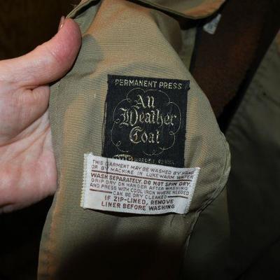Lot B-248:  Men's Outerware