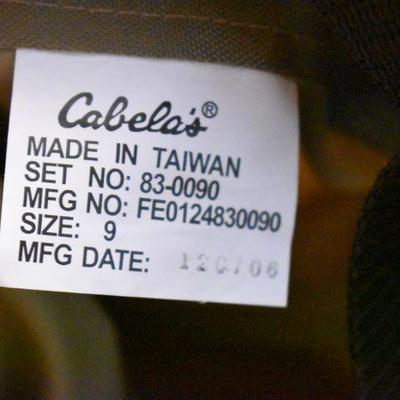 Lot B-253:  Cabela's Waders