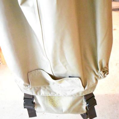 Lot B-253:  Cabela's Waders